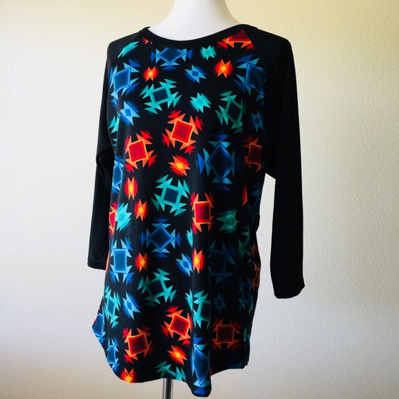 LuLaRoe Tops - LuLaRoe Randy Black Tee XL